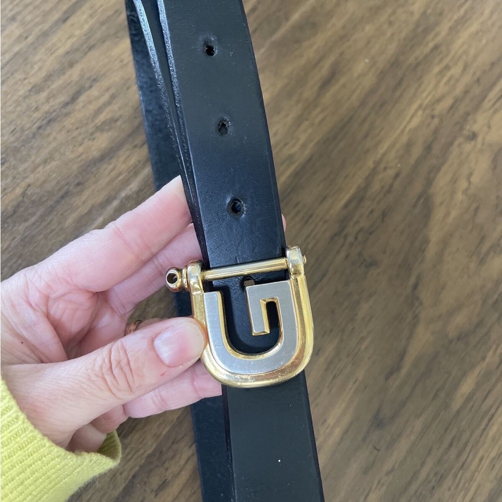 Gucci black belt G buckle (buckle is Gucci only) read - Picture 3 of 4